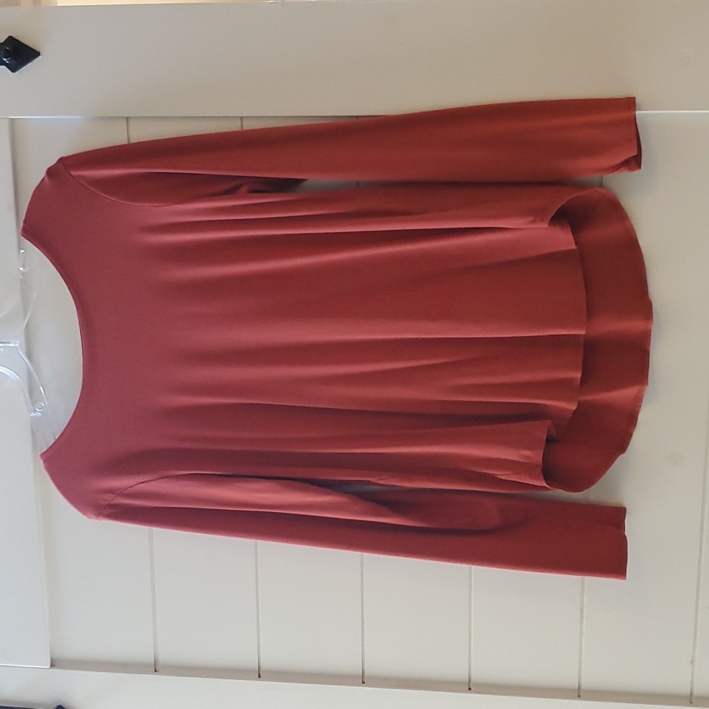 Pullover top